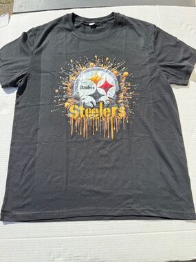 Steelers graphic Large T-shirt. New w/callouts